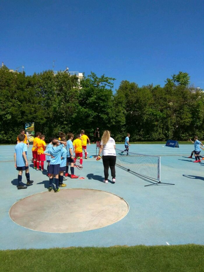 learn tennis